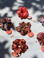 Scrunchie - Rust Flower - Recycelt