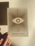 Birthday Magic – Postkarte mit Tarot-Auge-Motiv zur Feier