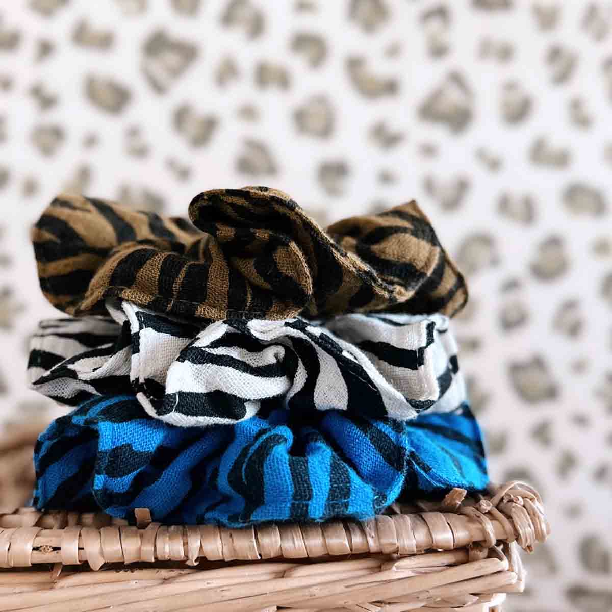 Scrunchie Zebrou Tapenade aus 100 % Baumwolle