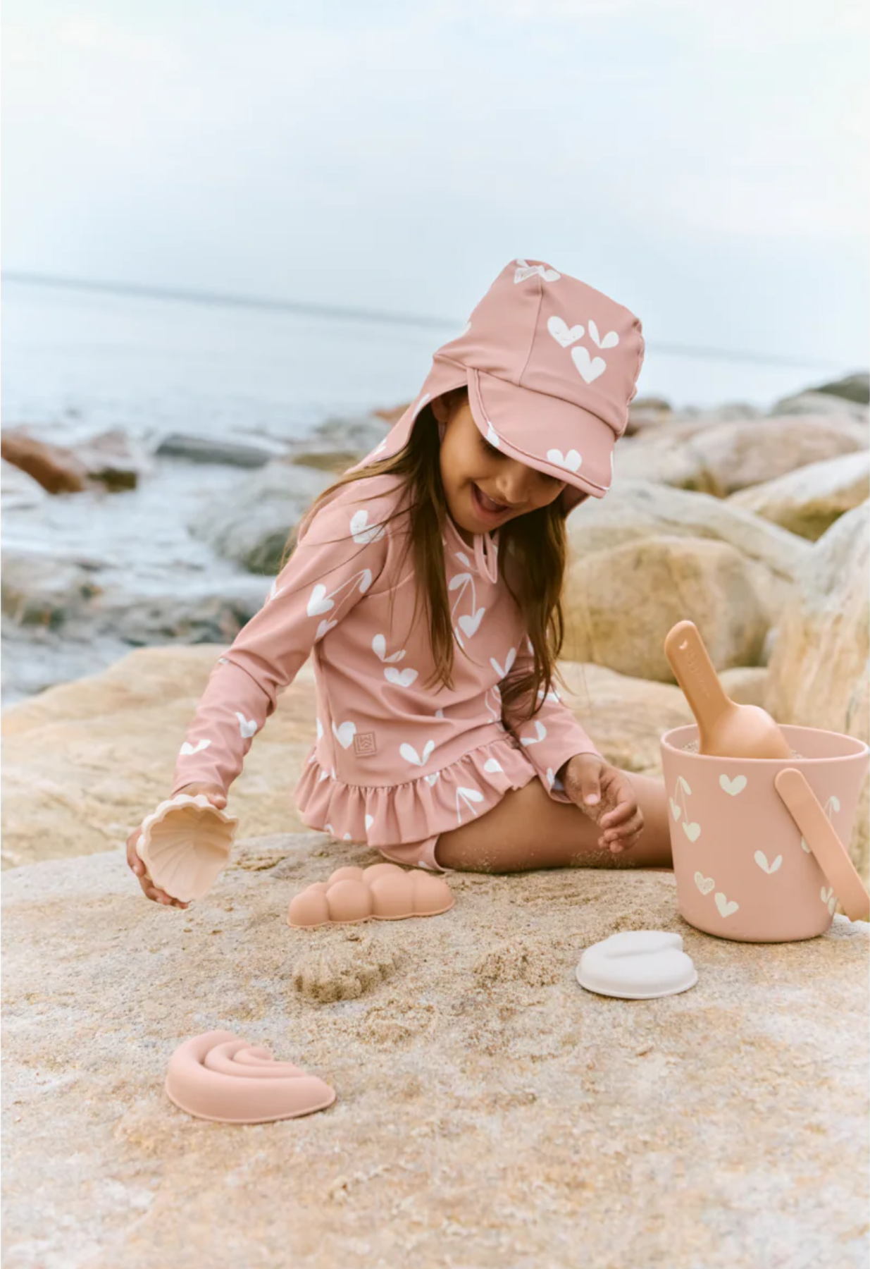 Gilma Sweethearts Beach Set