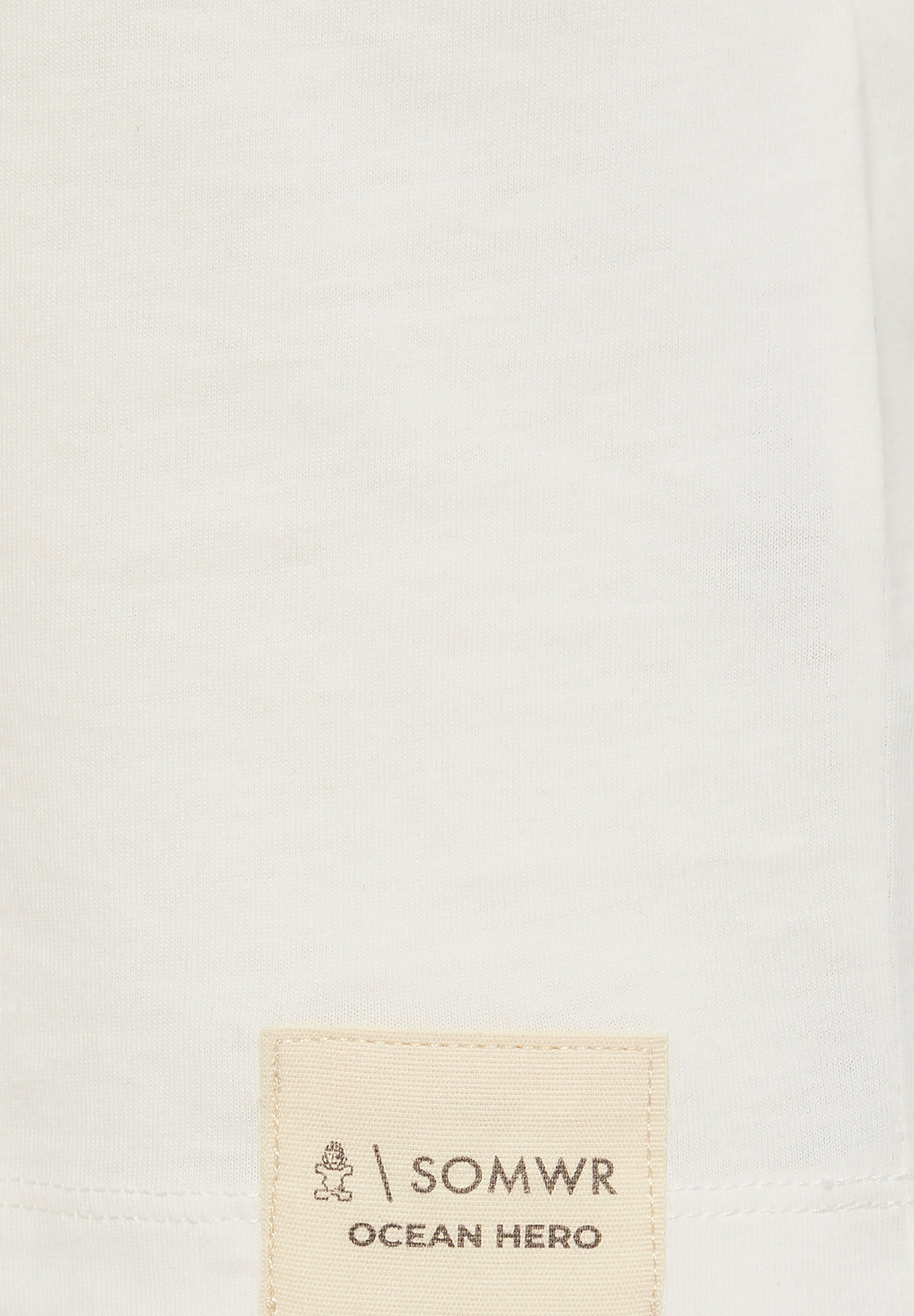 VACANT TEE