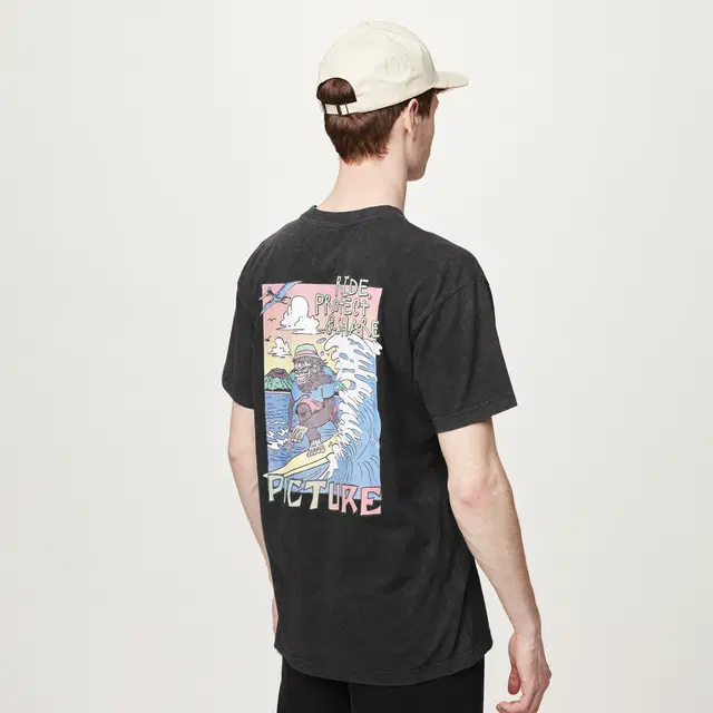 Tsunami Tee